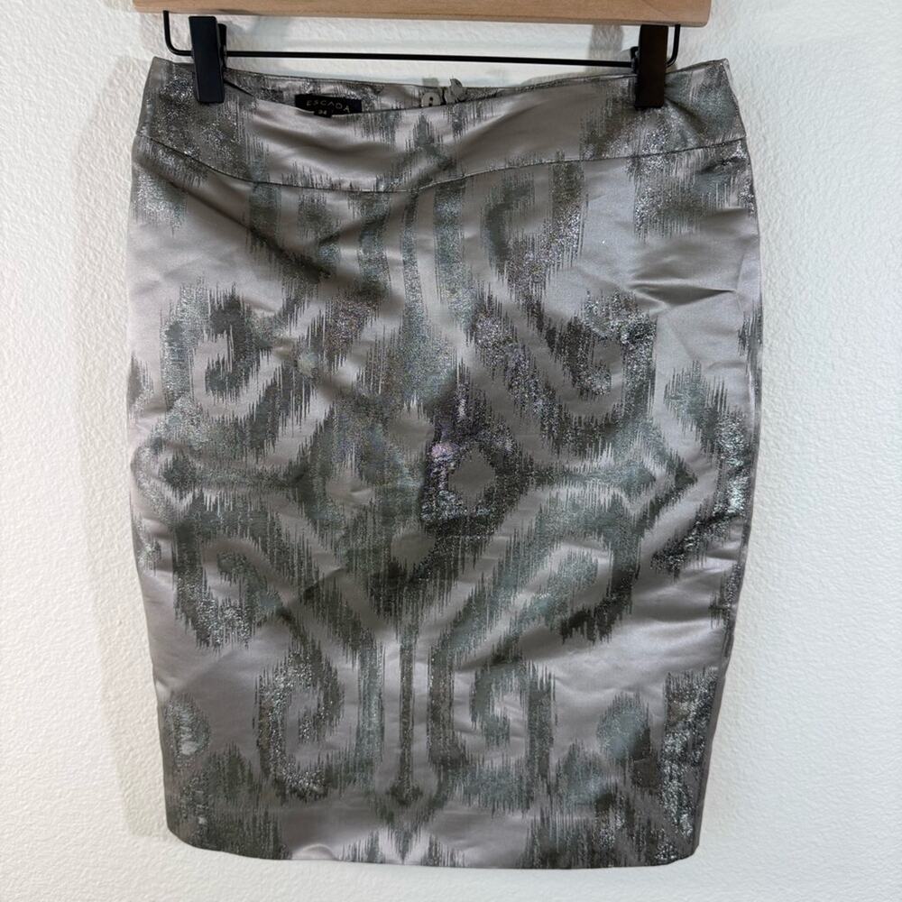 ESCADA Elegant Gray Glitter Skirt